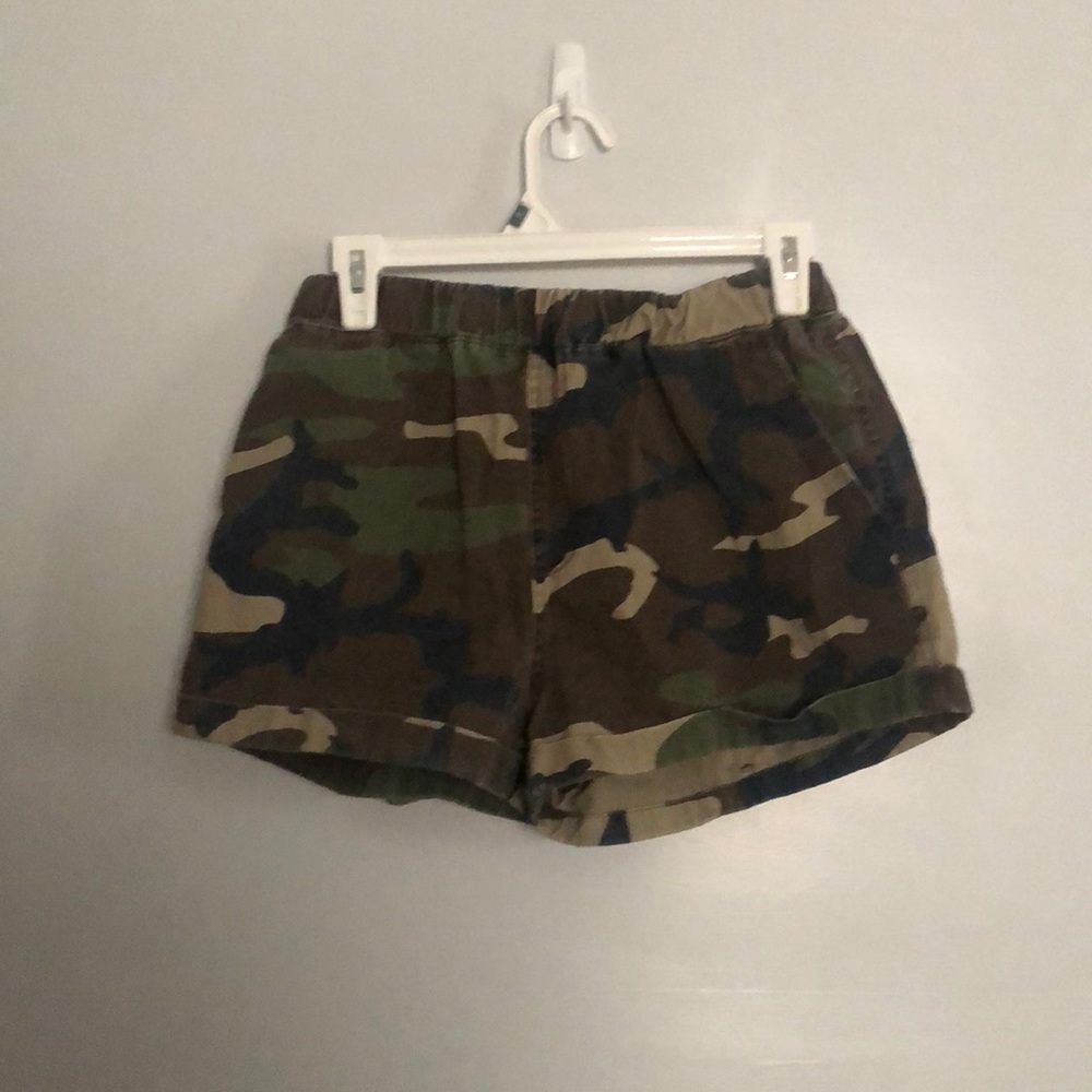 Forever 21 camouflaged shorts